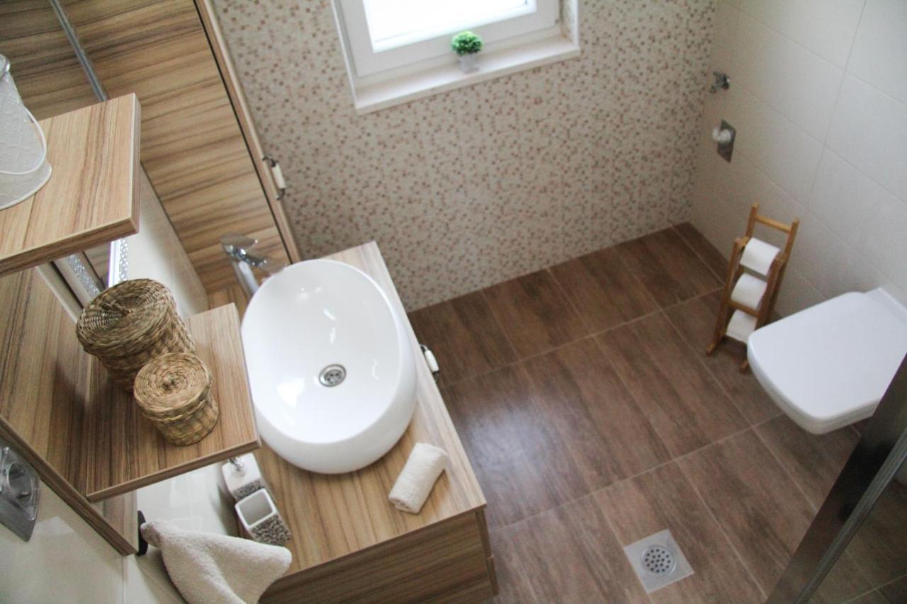 Apartman Antea Biograd Na Moru Bagian luar foto