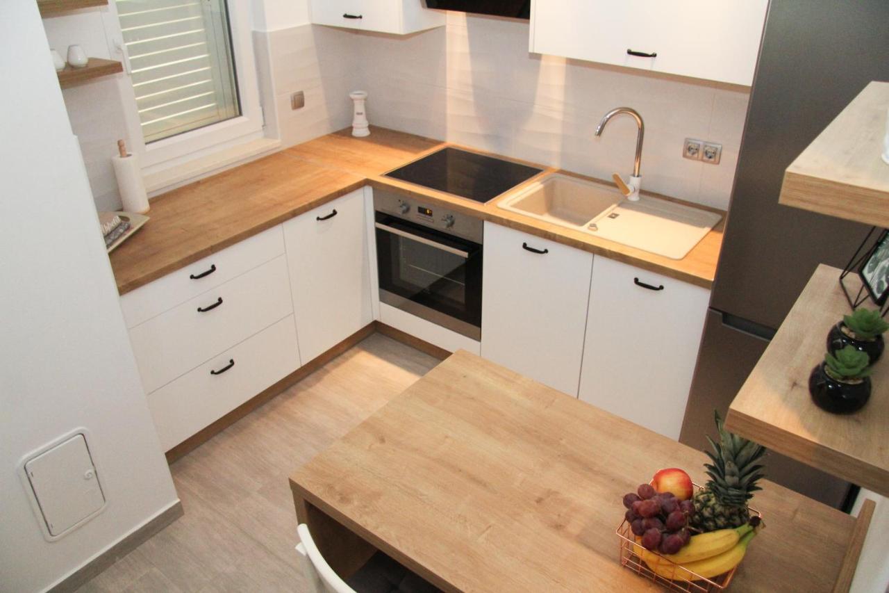 Apartman Antea Biograd Na Moru Bagian luar foto